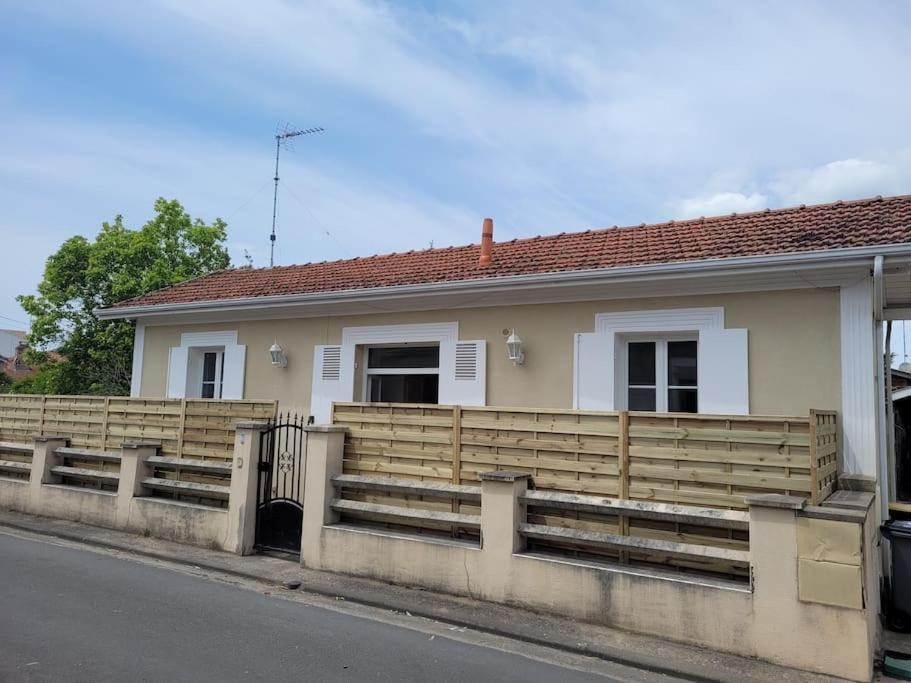 Maison Centre-Ville De La Teste Au Calme Extérieur photo
